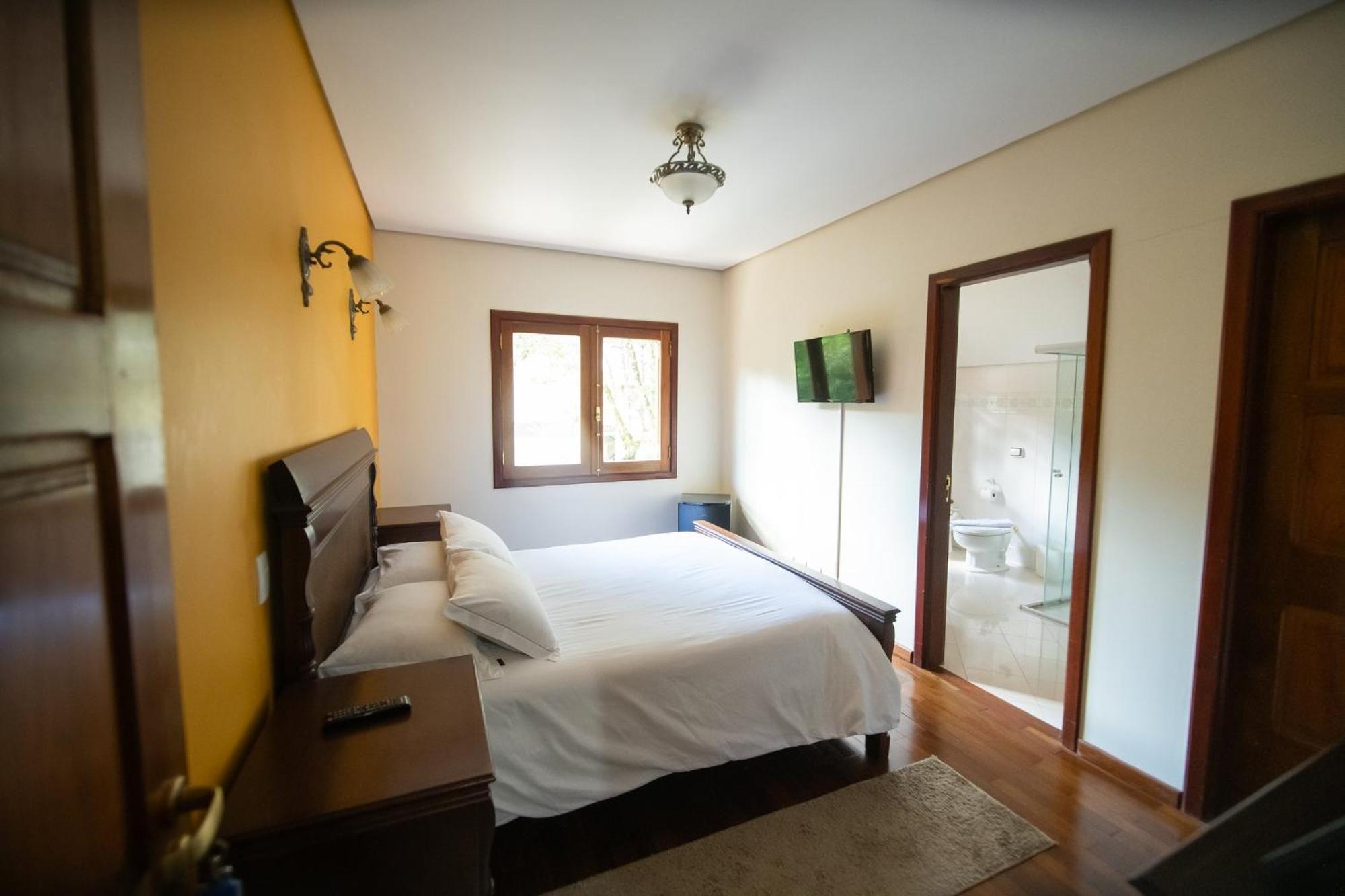 Hotel Araucaria Campos do Jordão