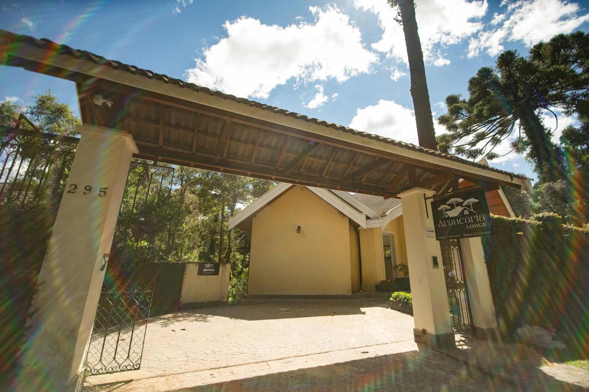 Araucaria 4*